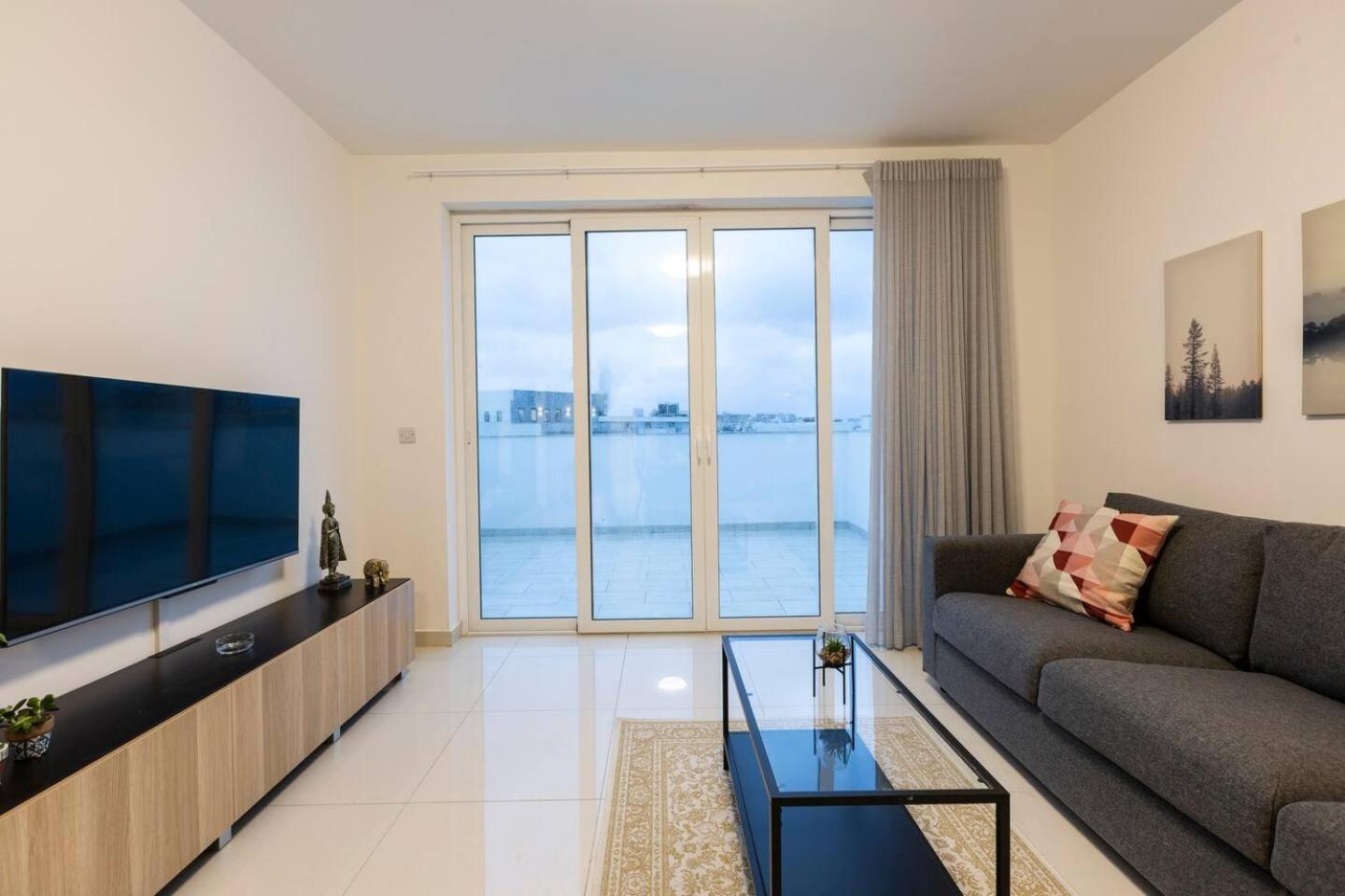 Beautiful Central Penthouse 1Br Ta Xbiex Ngoại thất bức ảnh